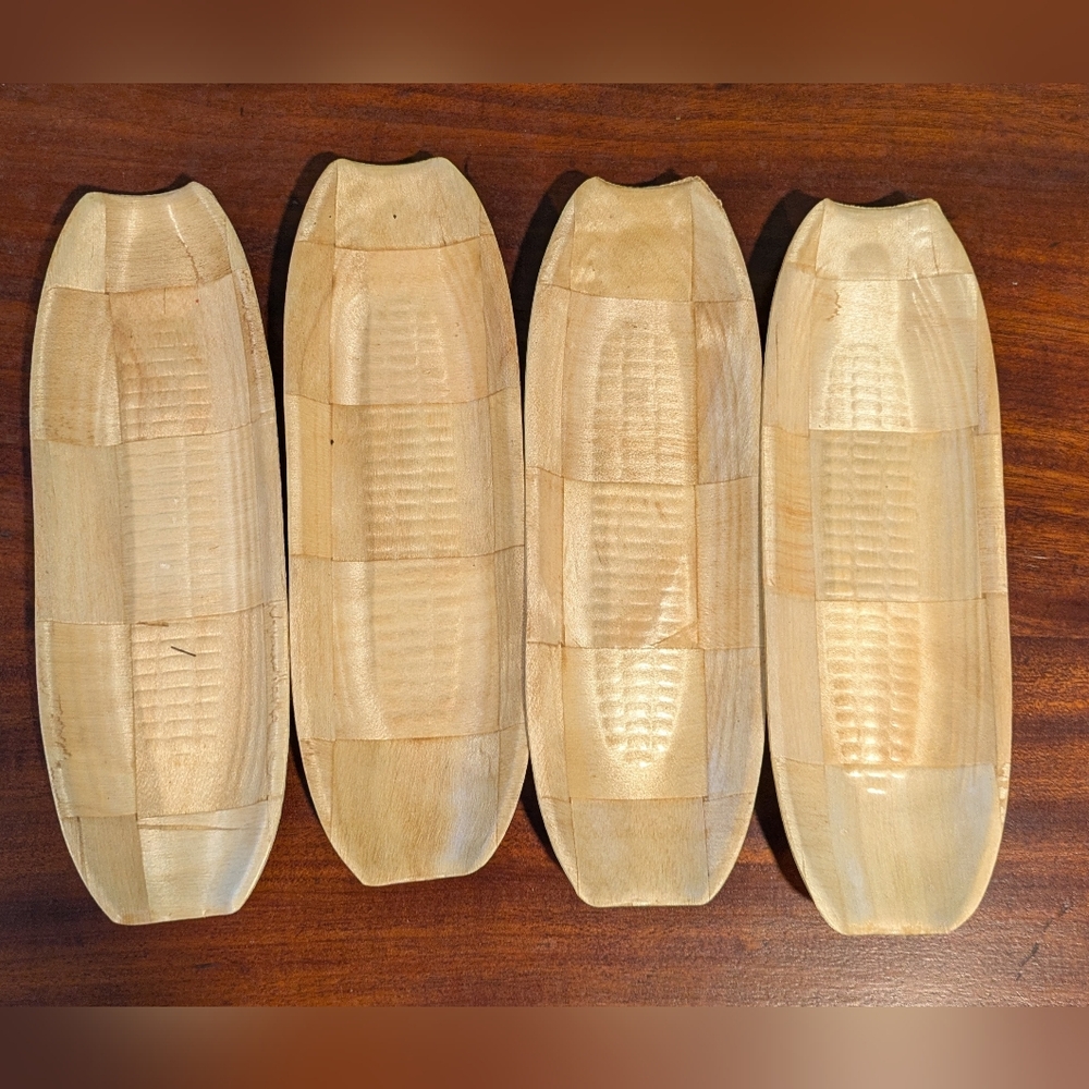 Vintage Wooden Corn Cob Plates Set of 4